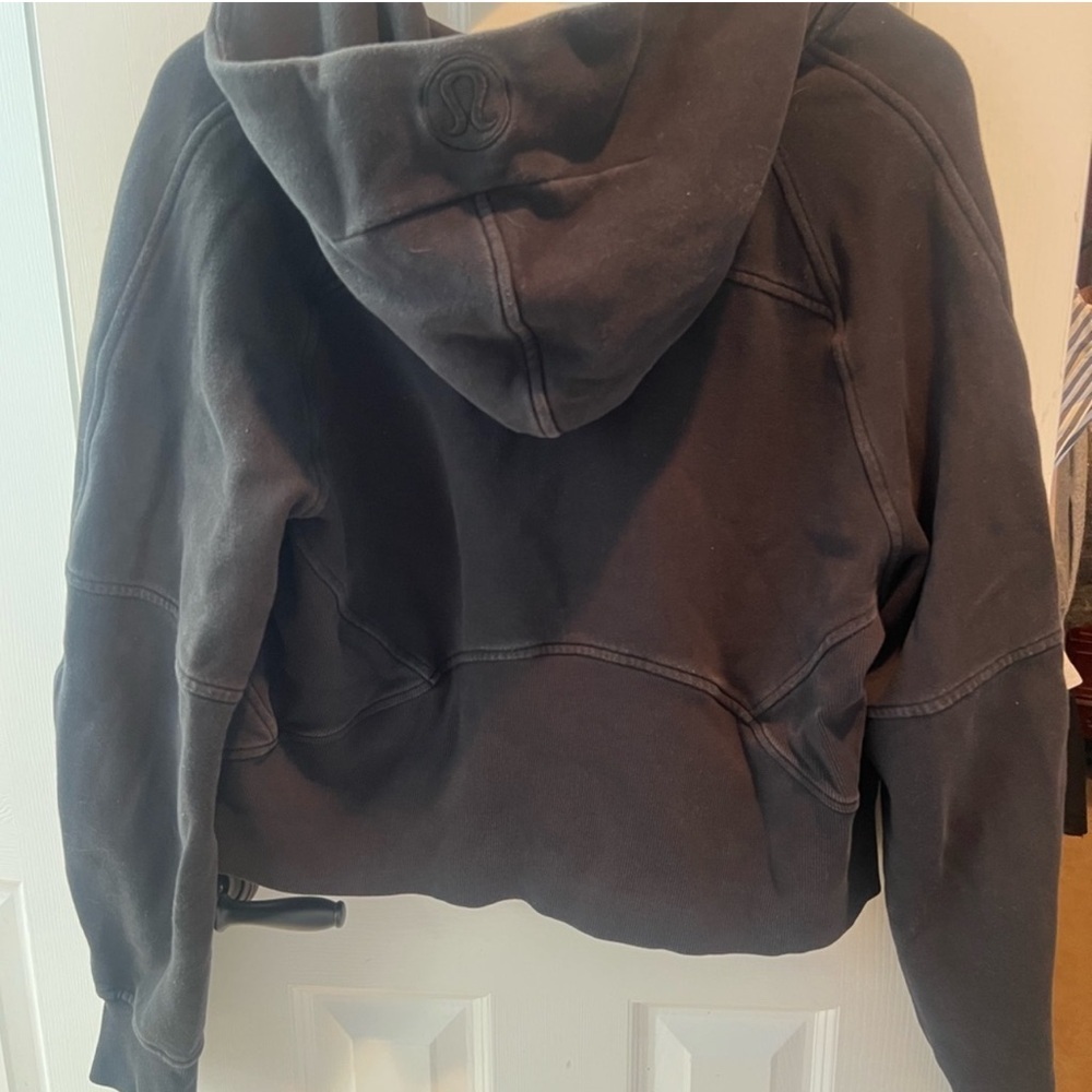 lululemon athletica Black cropped half zip
Scuba Hoodie - Picture 2 of 4